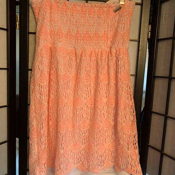 EUC Volcom Lacey Peachy Tube Top Size Large - Picture 5 of 6